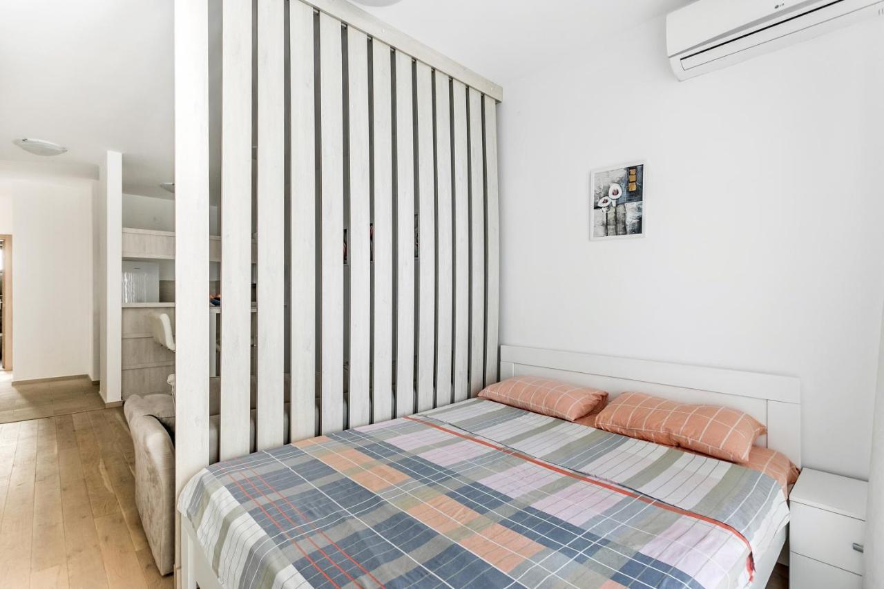 Apartments Beatrice Рафаиловичи Экстерьер фото