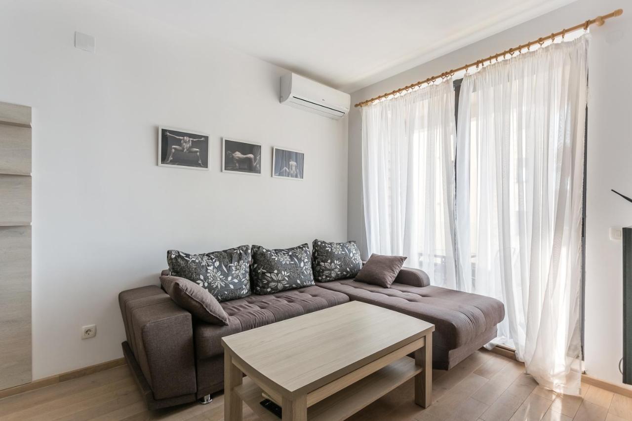 Apartments Beatrice Рафаиловичи Экстерьер фото